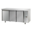 TAVOLO REFRIGERATO - PREDISPOSTO PER MOTORE REMOTO (NEGATIVO)- PIANO LISCIO - CAPACITA' 460 LT - DIMENSIONI CM L165 X P71,5 X H85/92 TAVOLO REFRIGERATO - PREDISPOSTO PER MOTORE REMOTO (NEGATIVO)- PIANO LISCIO - CAPACITA' 460 LT - DIMENSIONI CM L165 X P71,5 X H85/92