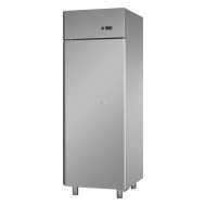 ARMADIO FRIGO - SENZA UNITA' FRIGORIFERA - PREDISPOSTO PER MOTORE REMOTO (OPTIONAL) A TEMPERATURA NORMALE - CAPACITA' 700 LITRI - INTERAMENTE IN ACCIAIO INOX AISI 304 - GASTRONORM GN 2/1 (650 X 530 mm) - 1 PORTA CHIUSURA AUTOMATICA - DIMENSIONI CM L71 X P80 X H 203/210