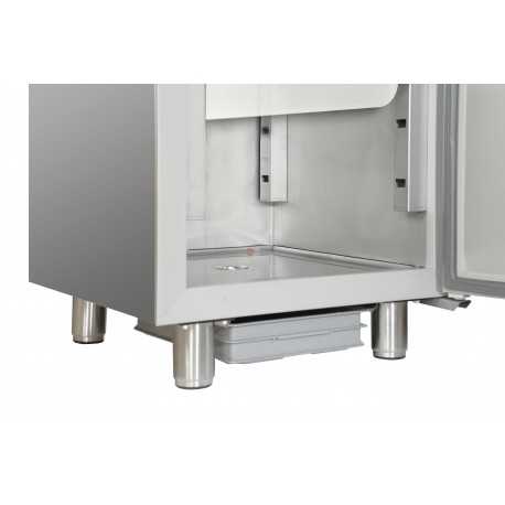 ARMADIO FRIGO PER PESCE - CAPACITA' 400 LITRI - INTERAMENTE IN ACCIAIO INOX AISI 304 - GASTRONORM GN 1/1 (530 X 325 mm) - 1 PORTA CHIUSURA AUTOMATICA - TEMPERATURA -2°/+8° - REFRIGERAZIONE VENTILATA - SBRINAMENTO AUTOMATICO - DIMENSIONI CM L60 X P62 X H 190/208 ARMADIO FRIGO PER PESCE - CAPACITA' 400 LITRI - INTERAMENTE IN ACCIAIO INOX AISI 304 - GASTRONORM GN 1/1 (530 X 325 mm) - 1 PORTA CHIUSURA AUTOMATICA - TEMPERATURA -2°/+8° - REFRIGERAZIONE VENTILATA - SBRINAMENTO AUTOMATICO - DIMENSIONI CM L60 X P62 X H 190/208