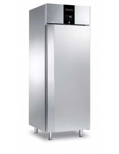 ARMADIO FRIGO - INTERAMENTE IN ACCIAIO INOX AISI 304 - GASTRONORM GN 2/1 ( 650 X 530 mm ) - ISOLAMENTO 75 mm - CAPACITA' 700 LT - TEMPERATURA -2°/+10° - 1 PORTA CON SERRATURA - ILLUMINAZIONE INTERNA - DISPLAY CON FUNZIONE HACCP - FUNZIONE RAFFREDDAMENTO RAPIDO OVERCOOLING - REFRIGERAZIONE VENTILATA - SBRINAMENTO INTELLIGENTE - DIMENSIONI CM L 75 X P 81,5 X H 210